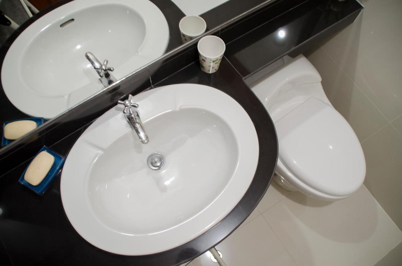 Jazmines Lodging إِكا المظهر الخارجي الصورة